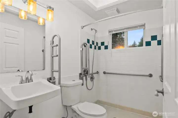 Main Bathroom
