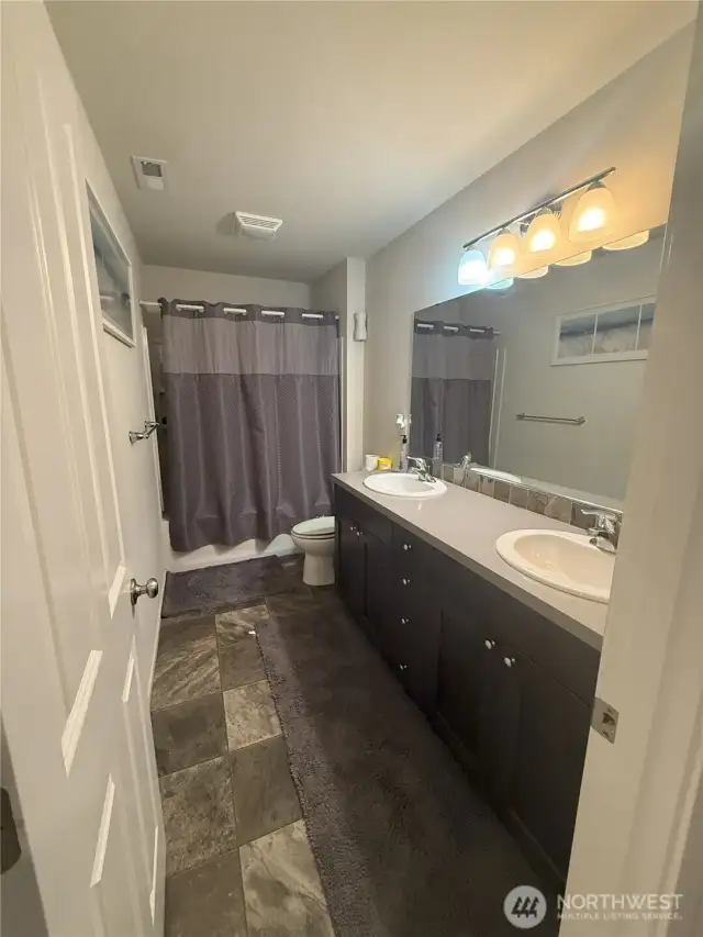 Full bath upper level