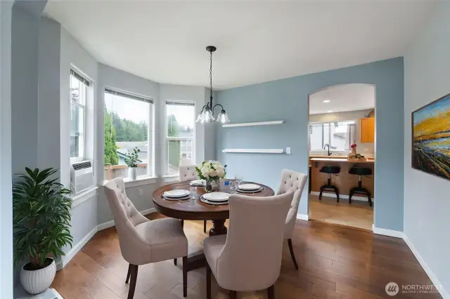 Dining room Virtually staged