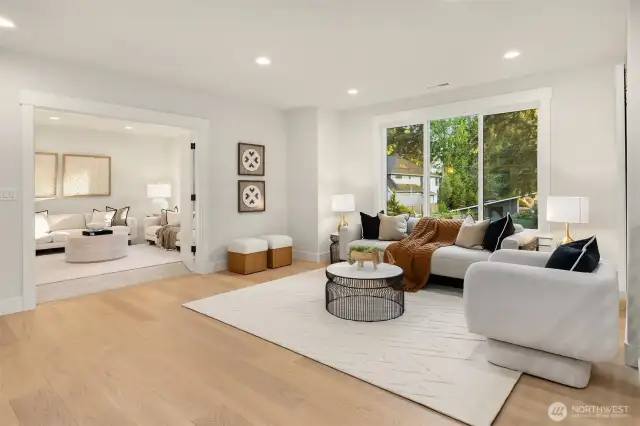 Landing Area: Exceptionally spacious—could easily serve as a second living room.