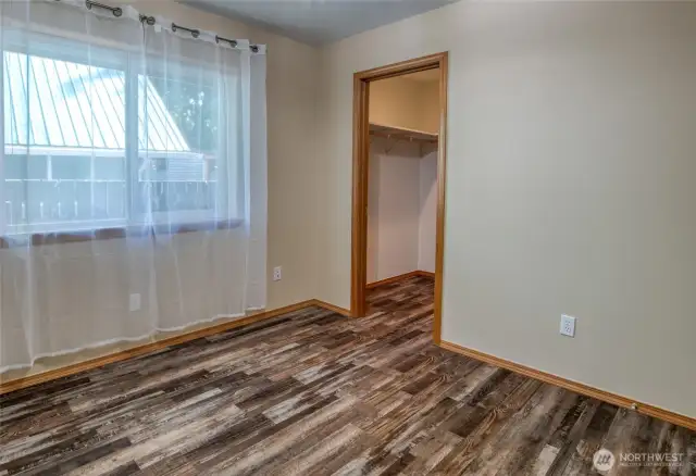 Walk in closet in guest bed
