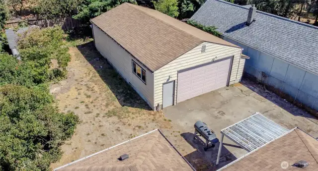 Great big garage or ADU/DADU?!