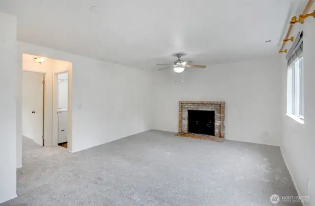 Rec room with gas fireplace