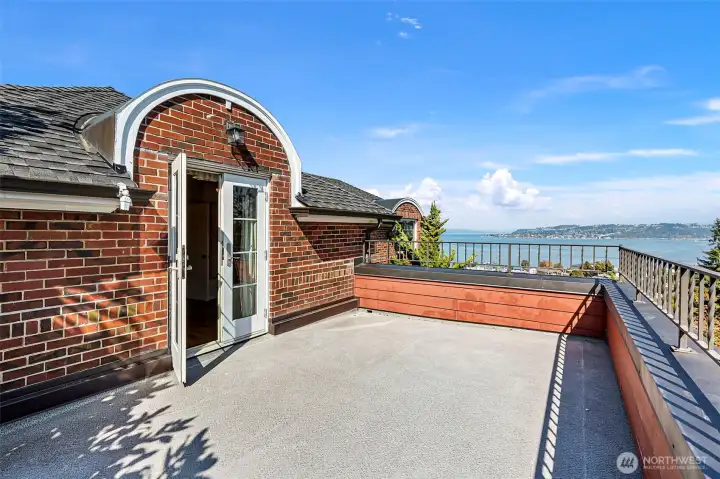 a private deck.