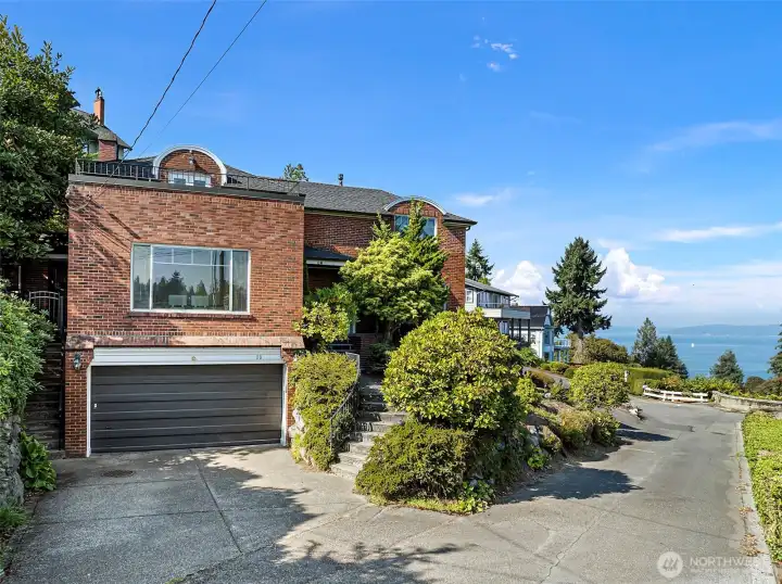 Prospect Hill - one of Tacoma’s favorite neighborhoods - don't miss this gem!