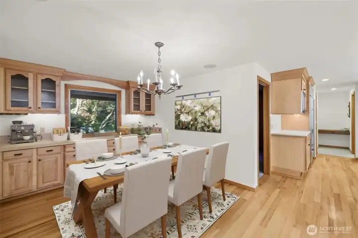 Virtually Staged- Dining Room