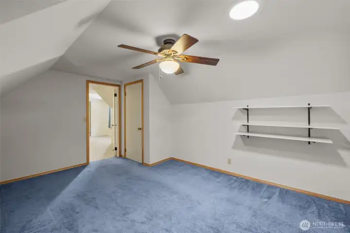 Extra Flex Space to Suit Your Lifestyle Needs