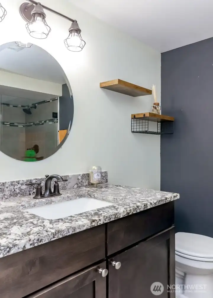 Main floor bathroom w/shower