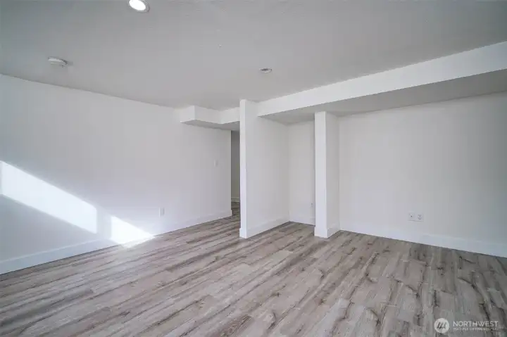 Or possibly entertainment room
