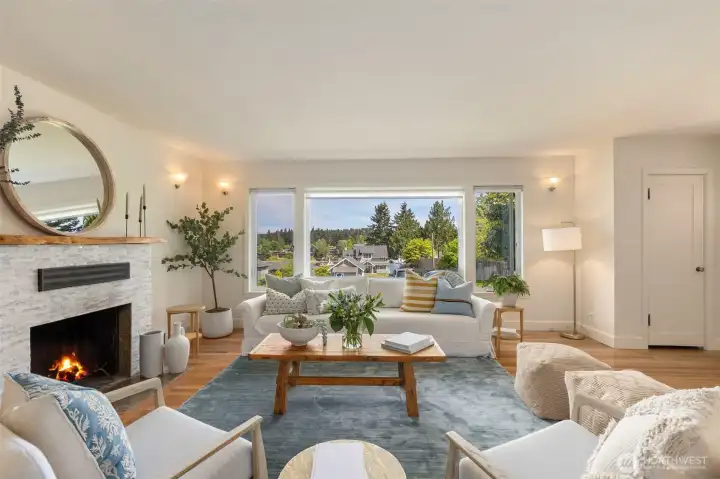 Living space with Harbor views