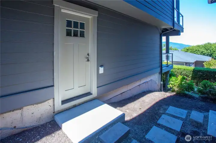 outside side entrance to lower level outside side entrance to lower level