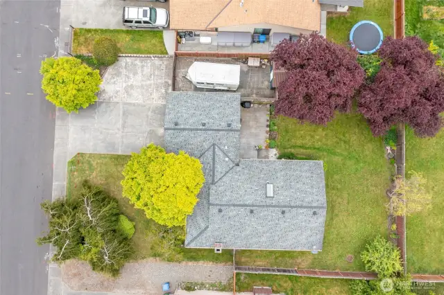 Note the additional concrete parking pad on this aerial view.