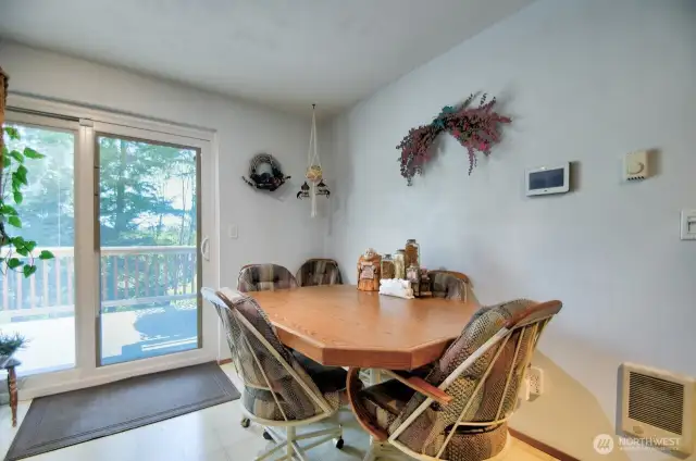 Eating nook off kitchen
