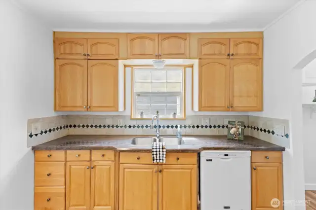 Even has a dishwasher!