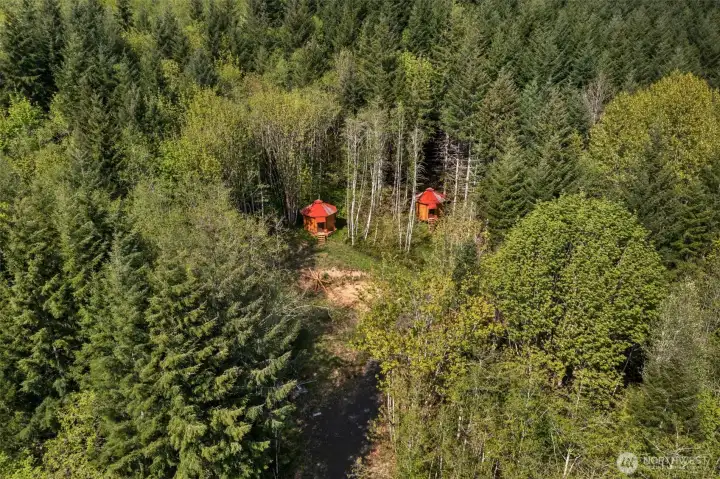 2 European cabins
