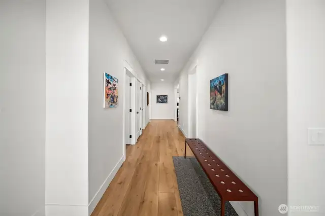 Entry/hallway