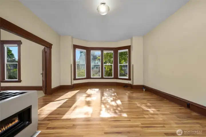 Floor to ceiling windows provides so much natural light!