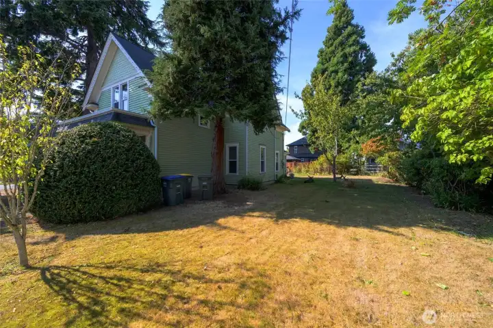 Large side yard provides opportunity to (potential) future ADU's -  Buyer to verify.