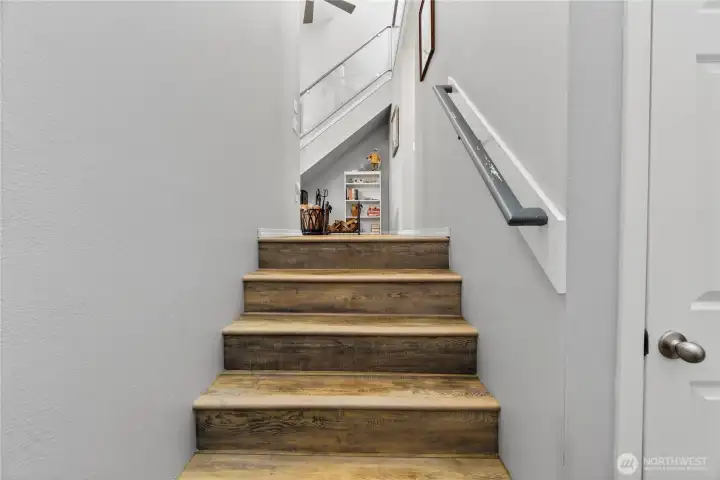 Entry stairway