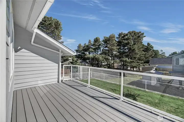 Level 2 East Deck