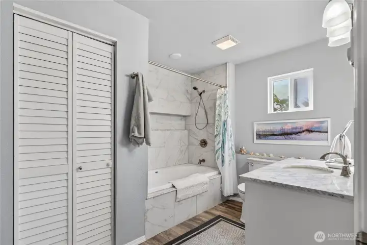 Bathroom Level 1.1