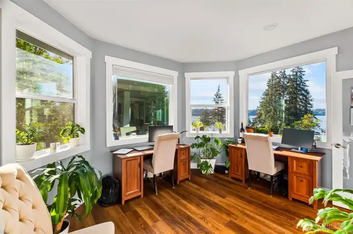 Office / Den off Kitchen & Dining Room