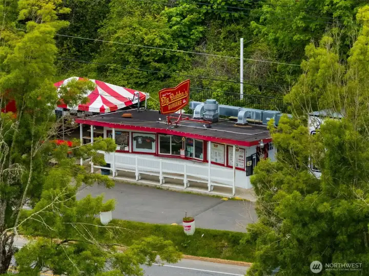 Bubba's otw in or out, don't forget it's cash only and so good!