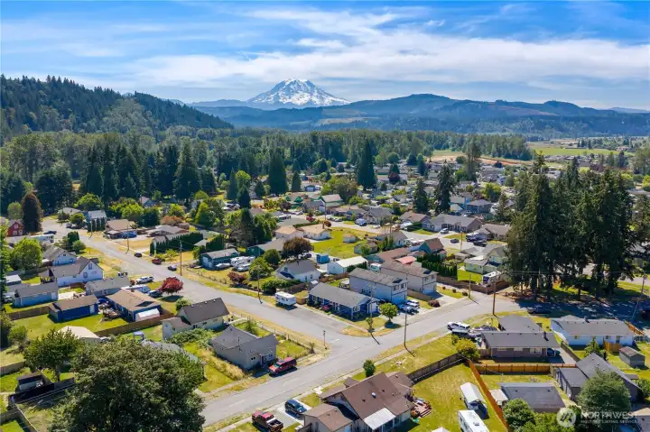 Experience the small-town charm Orting is known for, along with breathtaking views of Mount Rainier nearby. Experience the small-town charm Orting is known for, along with breathtaking views of Mount Rainier nearby.