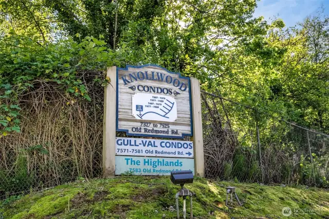 Knollwood Community - minutes to everything that vibrant Redmond has to offer