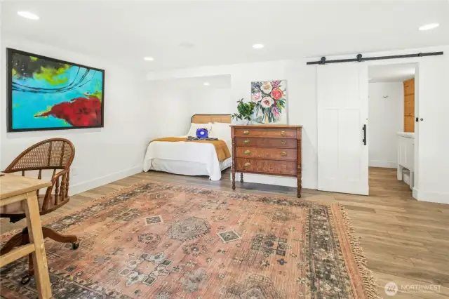 Downstairs bonus room with adjacent 3/4 bath.