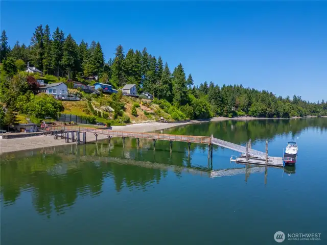 private community dock and boat launch access