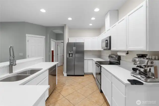 modern and sleek kitchen