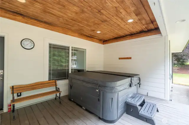 hot tub included