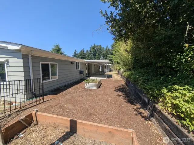 raised garden
