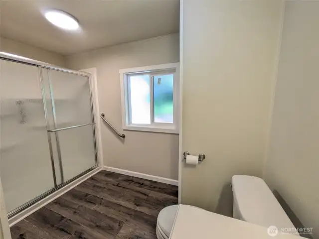 Primary large shower