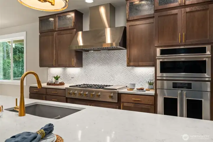 Home is under construction. Photos are of a previously built home with similar finishes that are staged. Builder reserves the right to change features, plans, prices & specifications without notice. Features vary by plan. Buyer to verify square footage.