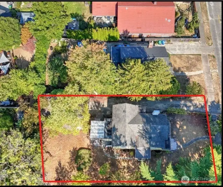 Red lines are approximated location of boundary lines. Buyer to verify to own satisfaction.