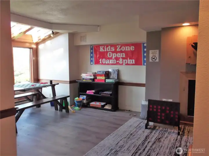 kids game room