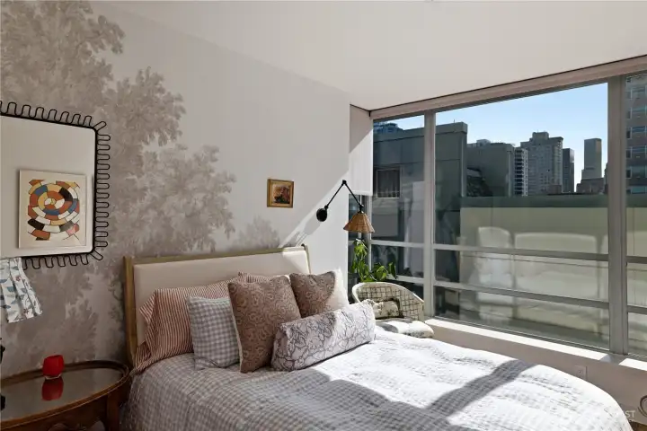 Abundance of natural light.