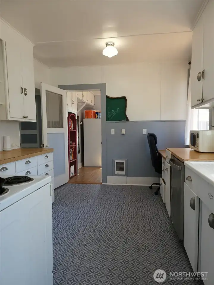 Kitchen new flooring