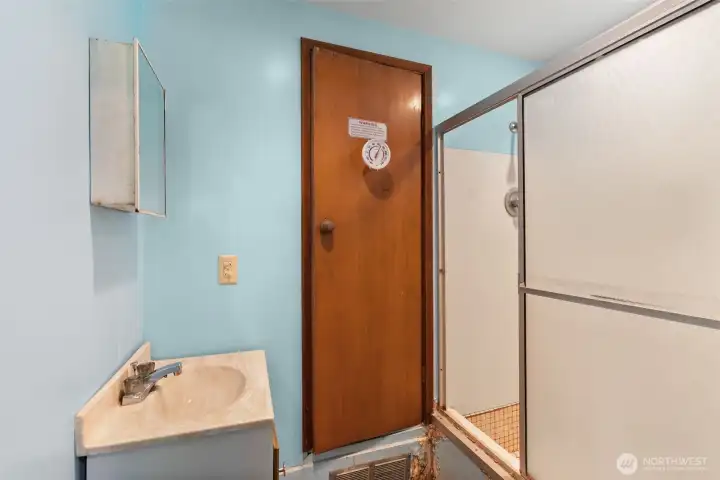 utility room bath utility room bath