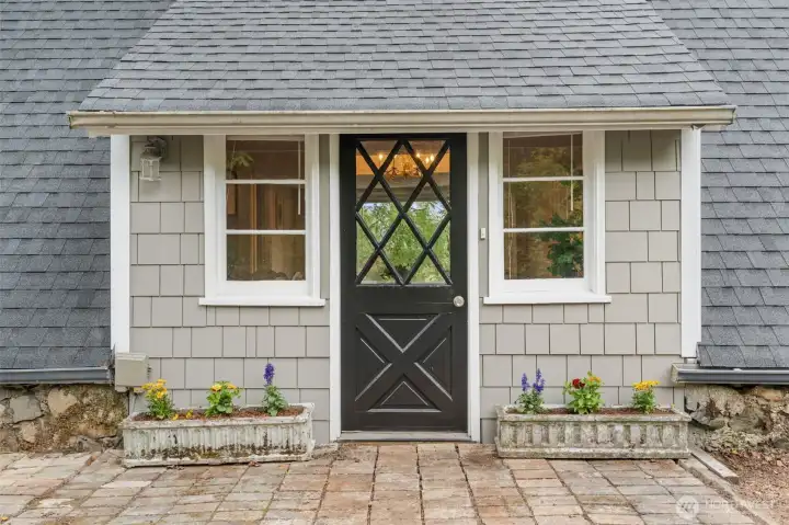 Cottage entrance above garage. Cottage entrance above garage.
