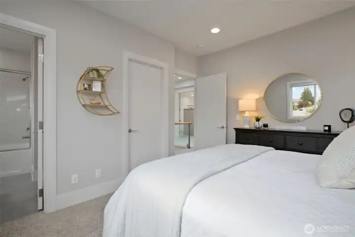 Every room offers en suite bathroom.