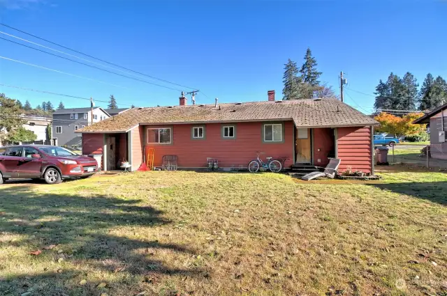 Unit B back entrance on right side - unit A back entrance on left side.  Good size yard to enjoy.