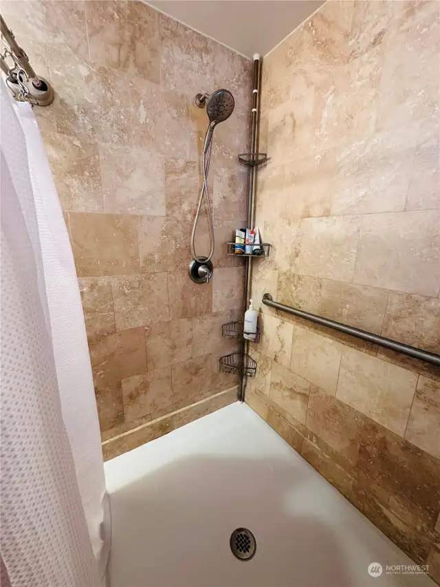 Custom 3/4 Shower w/ tiled surround