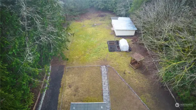 Shop, greenhouse with water and power and gazebo!