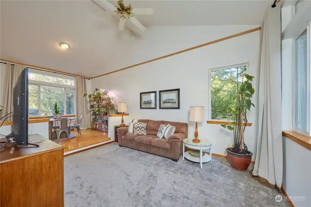 Large living room with soaring cathedral ceilings!