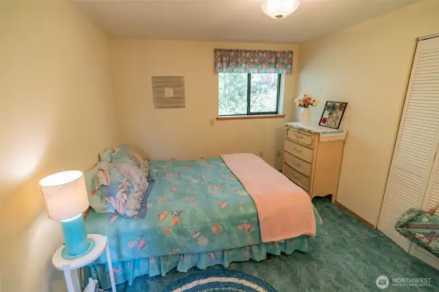 First bedroom.