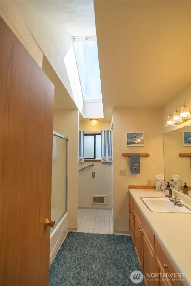 Main bathroom