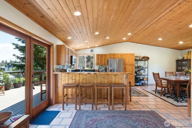 Slider to deck off of kitchen
